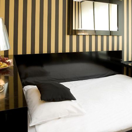 Relexa Hotel Bellevue An Der Alster Гамбург Номер фото