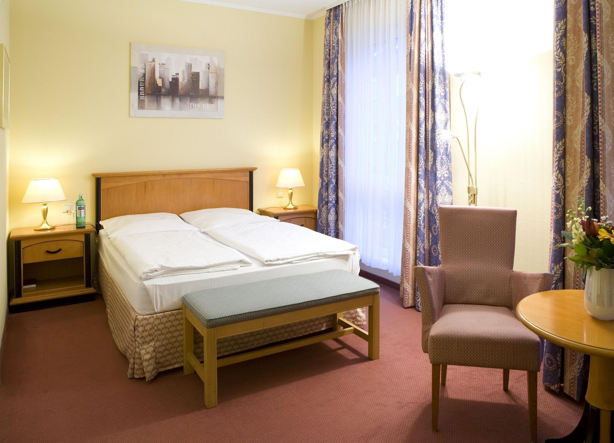 Relexa Hotel Bellevue An Der Alster Гамбург Экстерьер фото