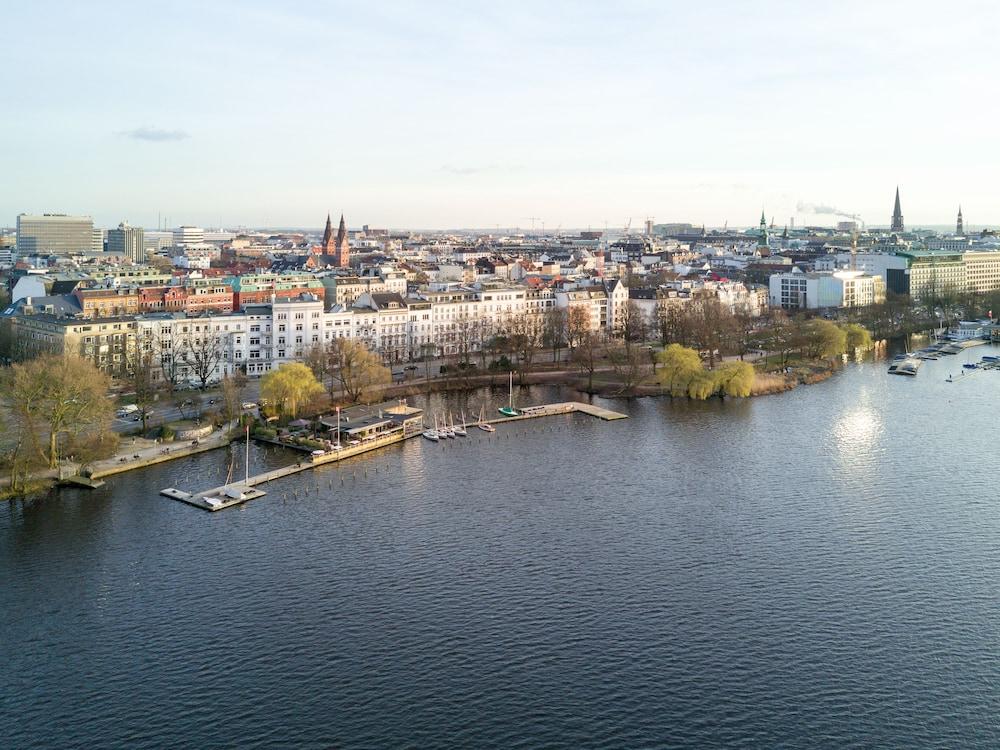 Relexa Hotel Bellevue An Der Alster Гамбург Экстерьер фото